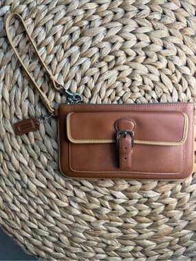 Coach Brown Leather Wristlet Wallet with Tan Trim